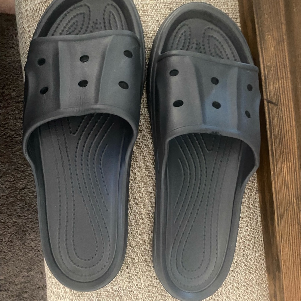 Men’s size 15 extra wide rubber slides
